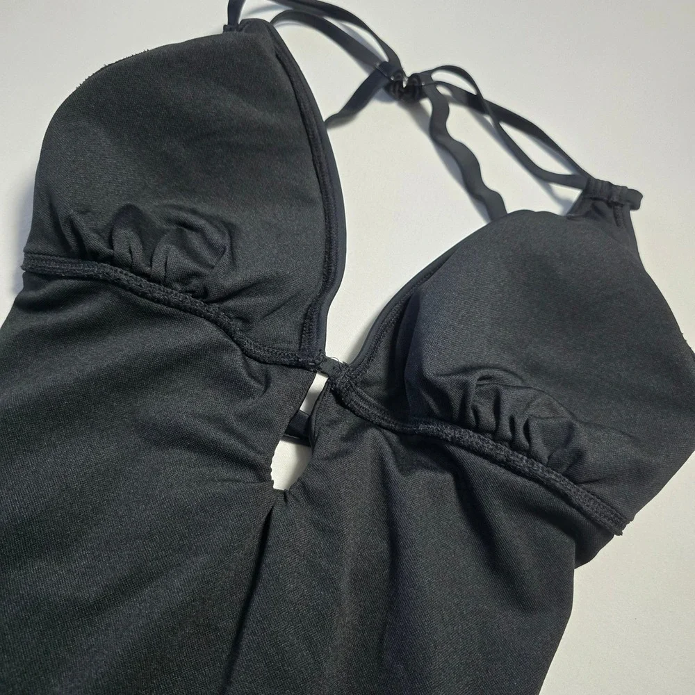 N/A chest across